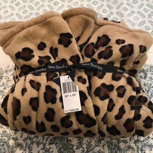 Vera Bradley Blanket. 80”x50” NWT